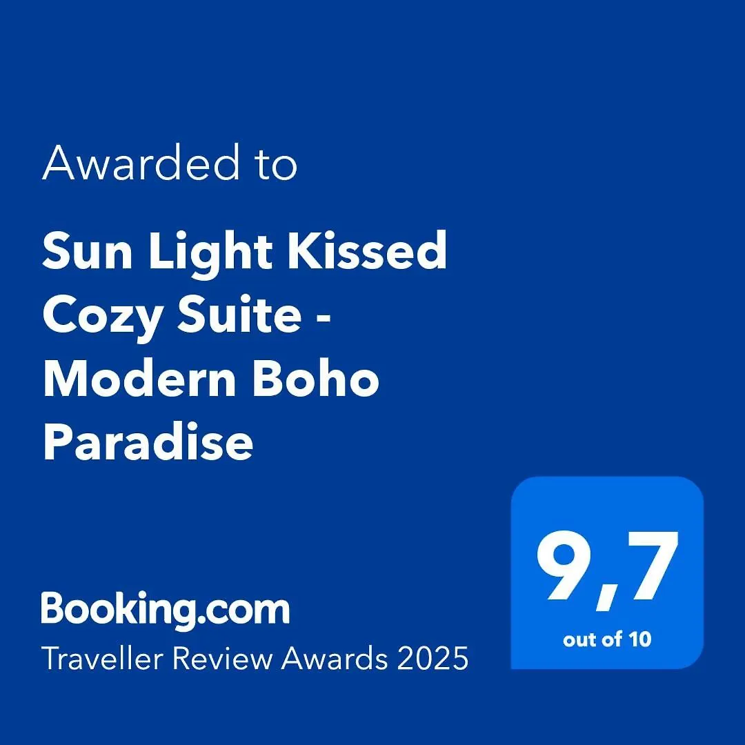 Award Winning Boho Paradise Sunlit Modern Suite Calgary 0*,  Canada